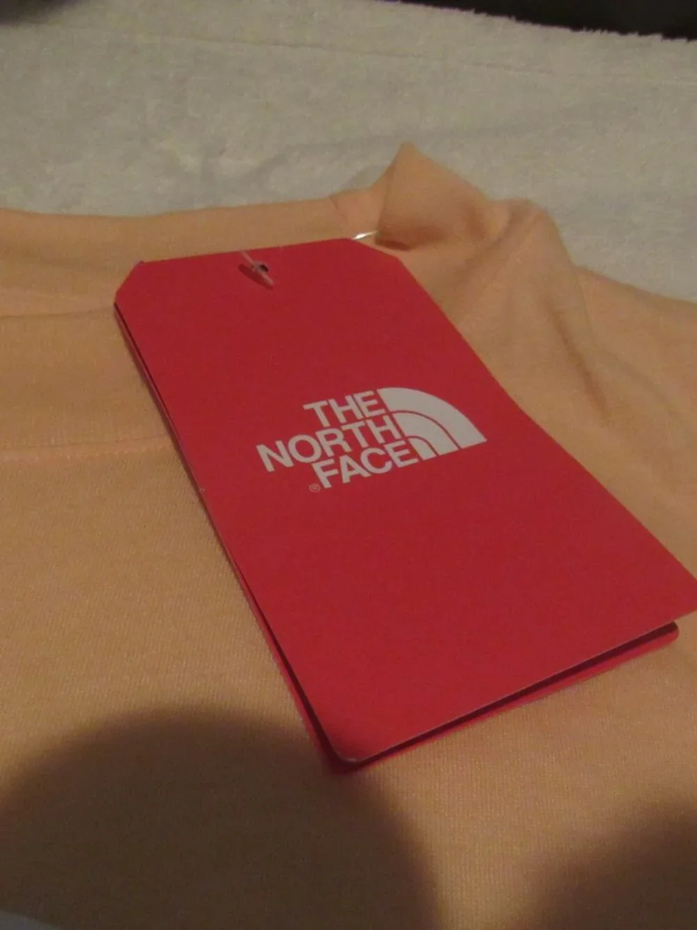 North Face Peach Crop Top NWT - Picture 3 of 5